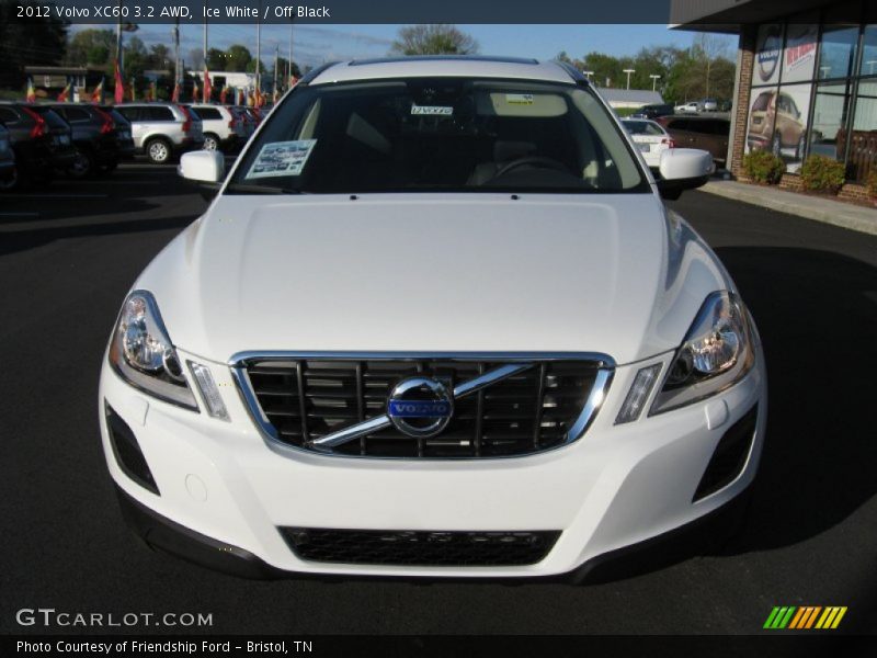 Ice White / Off Black 2012 Volvo XC60 3.2 AWD