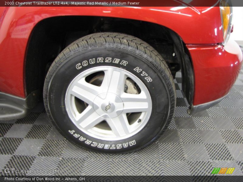 Majestic Red Metallic / Medium Pewter 2003 Chevrolet TrailBlazer LTZ 4x4