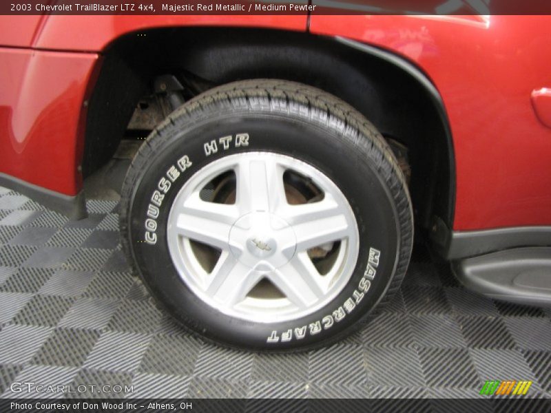 Majestic Red Metallic / Medium Pewter 2003 Chevrolet TrailBlazer LTZ 4x4
