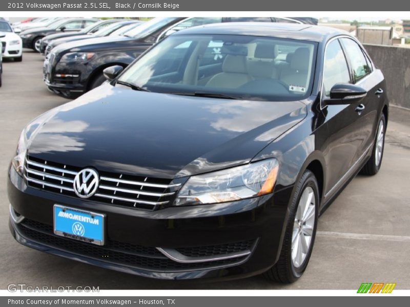 Black / Cornsilk Beige 2012 Volkswagen Passat 2.5L SEL