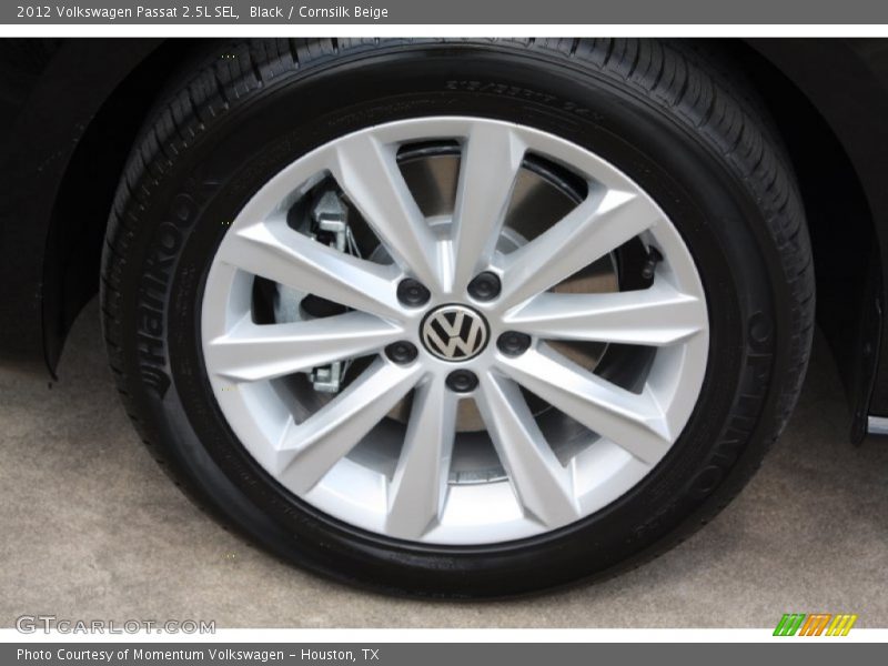 Black / Cornsilk Beige 2012 Volkswagen Passat 2.5L SEL