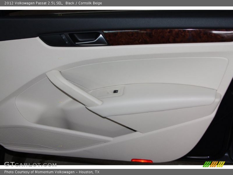 Black / Cornsilk Beige 2012 Volkswagen Passat 2.5L SEL
