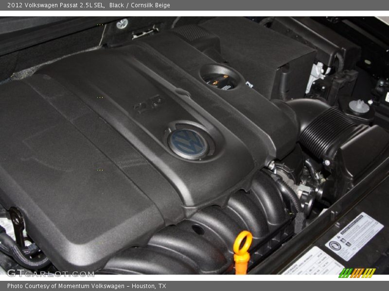 Black / Cornsilk Beige 2012 Volkswagen Passat 2.5L SEL