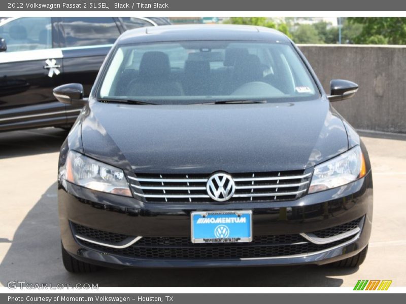 Black / Titan Black 2012 Volkswagen Passat 2.5L SEL
