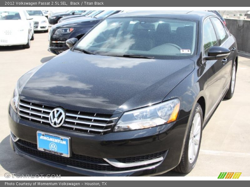 Black / Titan Black 2012 Volkswagen Passat 2.5L SEL