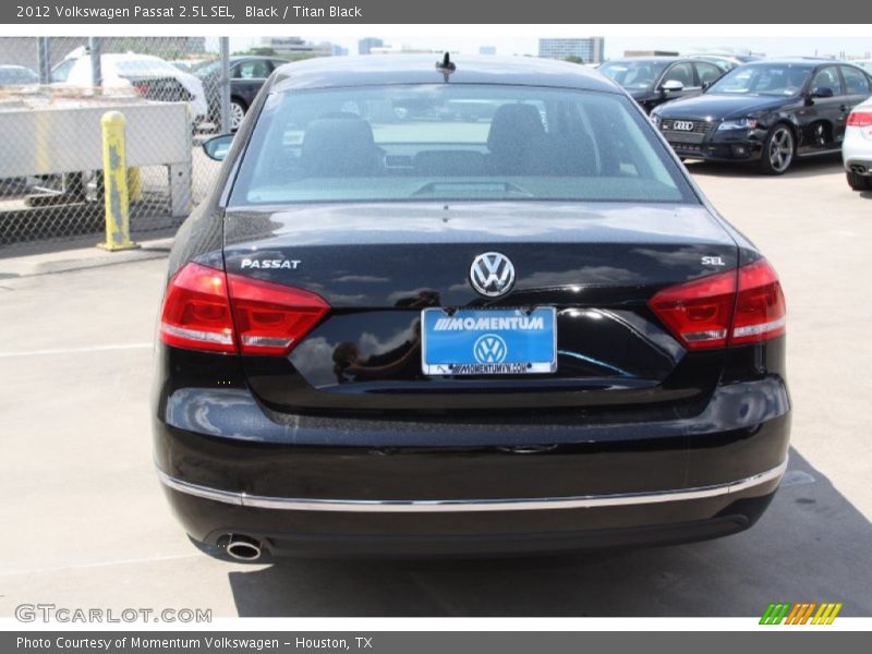 Black / Titan Black 2012 Volkswagen Passat 2.5L SEL