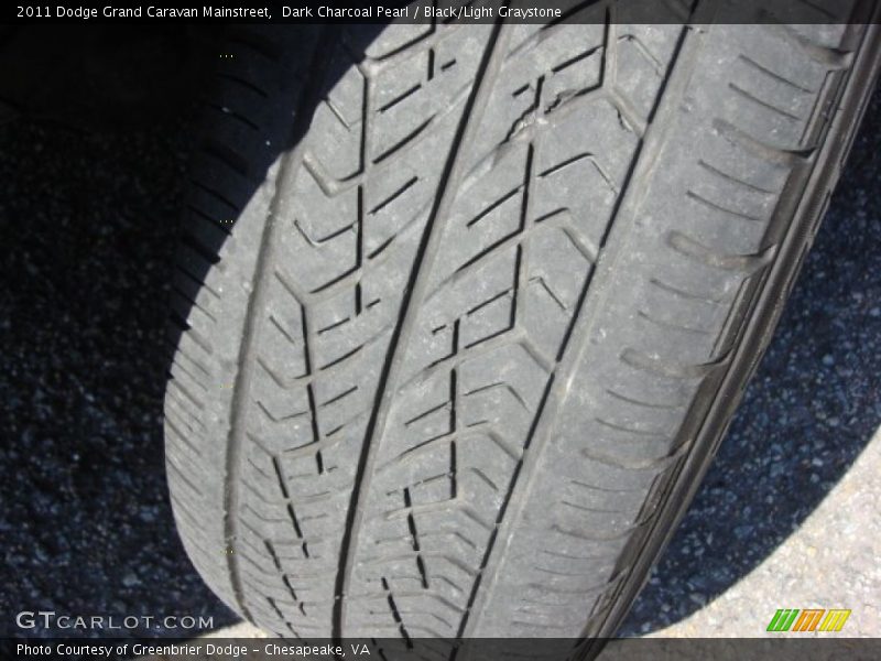 Dark Charcoal Pearl / Black/Light Graystone 2011 Dodge Grand Caravan Mainstreet