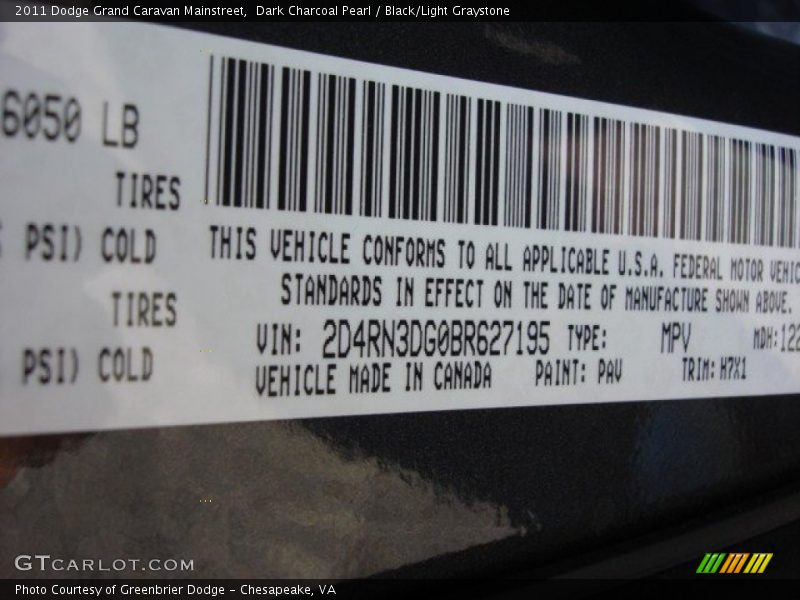 Dark Charcoal Pearl / Black/Light Graystone 2011 Dodge Grand Caravan Mainstreet