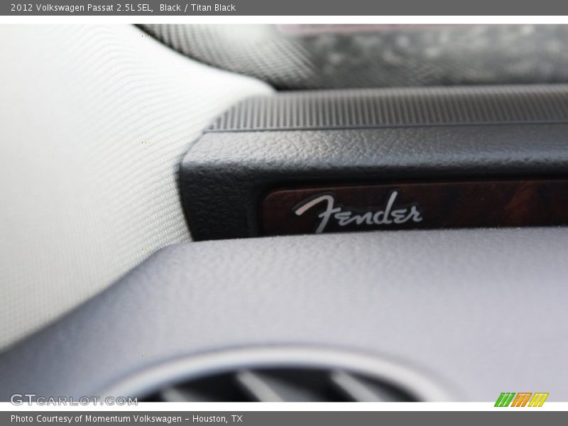 Black / Titan Black 2012 Volkswagen Passat 2.5L SEL