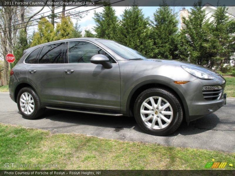 Meteor Grey Metallic / Black 2011 Porsche Cayenne