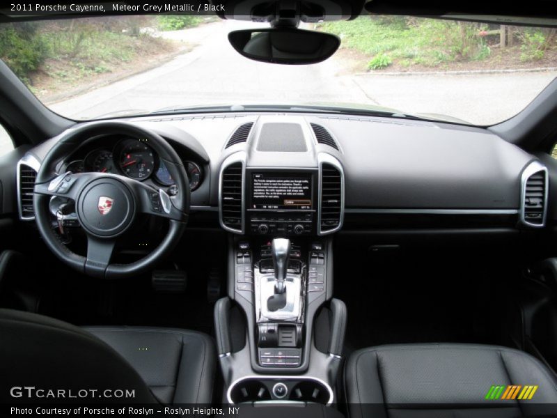 Meteor Grey Metallic / Black 2011 Porsche Cayenne