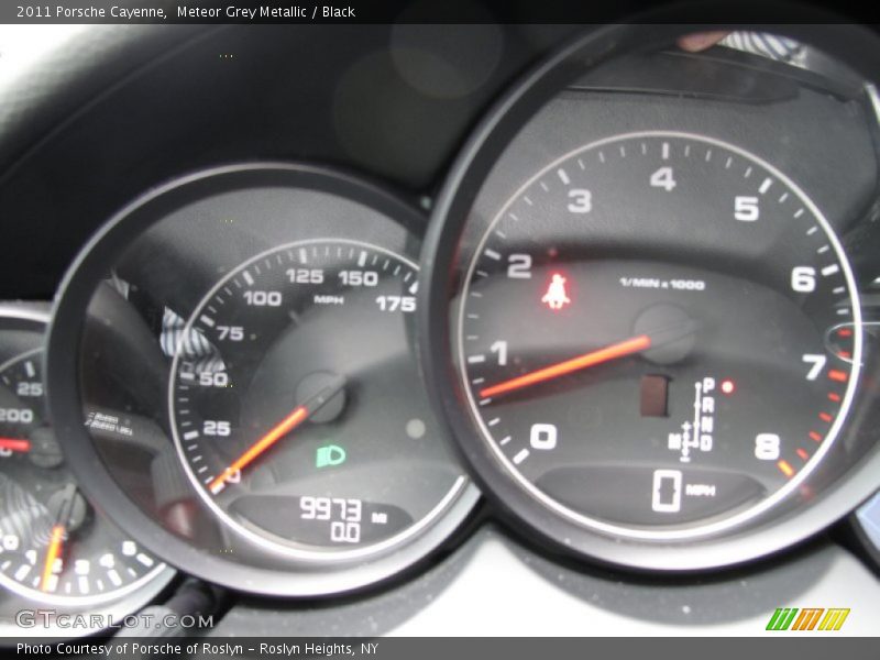 Meteor Grey Metallic / Black 2011 Porsche Cayenne