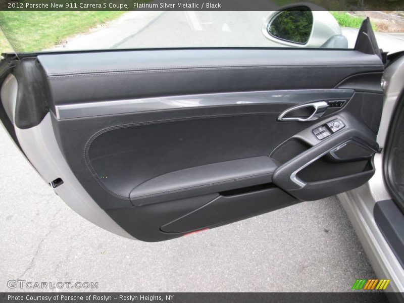 Door Panel of 2012 New 911 Carrera S Coupe