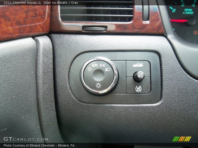 Silver Ice Metallic / Gray 2011 Chevrolet Impala LS