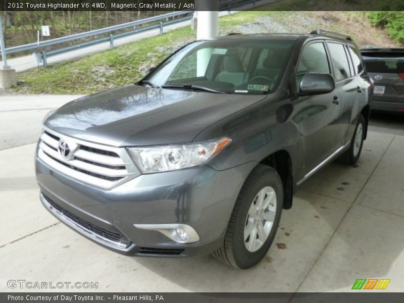 Magnetic Gray Metallic / Ash 2012 Toyota Highlander V6 4WD