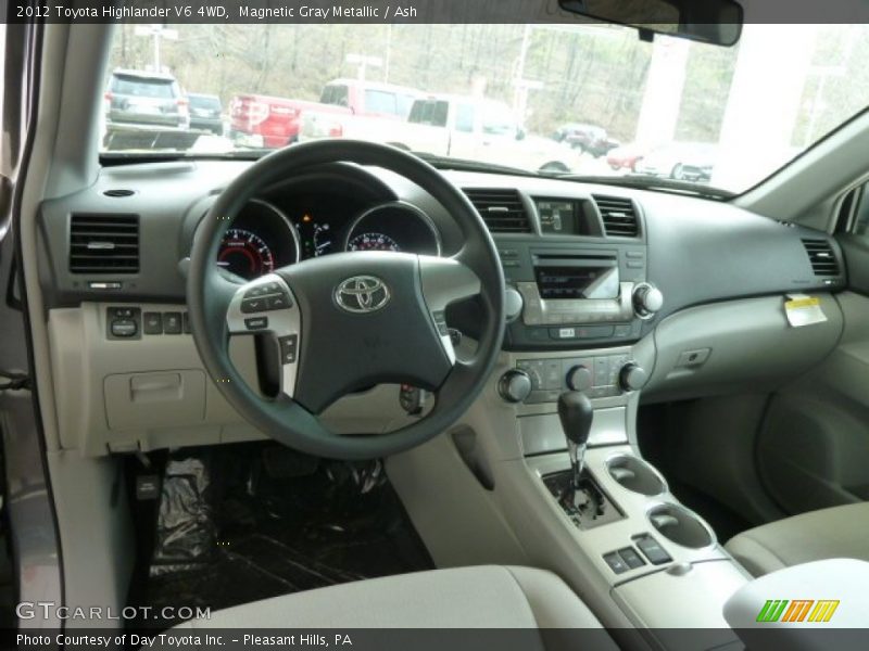 Magnetic Gray Metallic / Ash 2012 Toyota Highlander V6 4WD