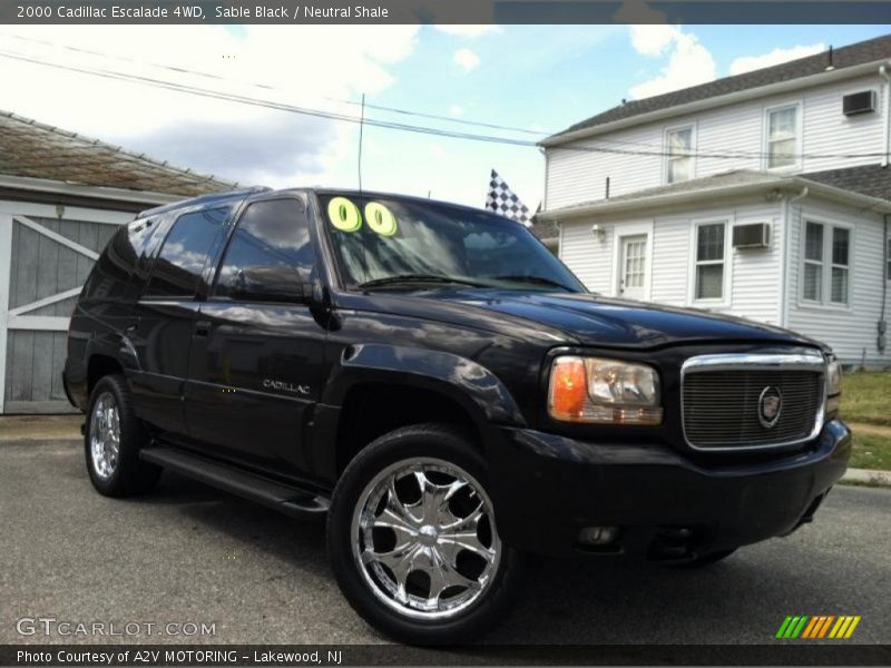 Sable Black / Neutral Shale 2000 Cadillac Escalade 4WD