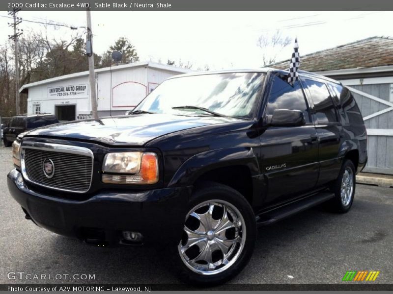 Sable Black / Neutral Shale 2000 Cadillac Escalade 4WD