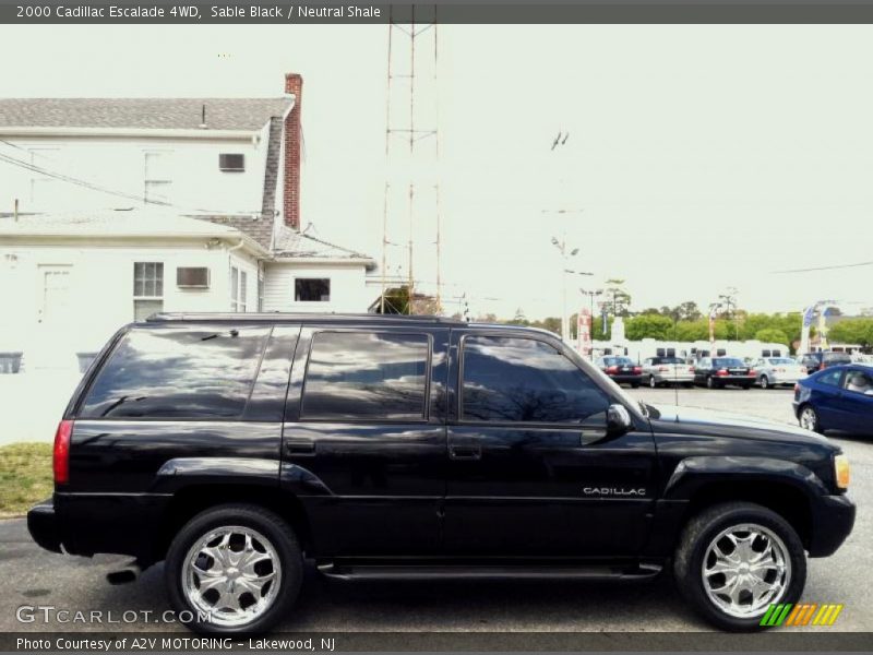 Sable Black / Neutral Shale 2000 Cadillac Escalade 4WD