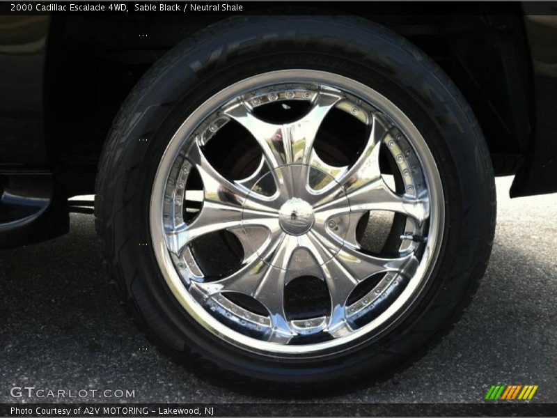 Sable Black / Neutral Shale 2000 Cadillac Escalade 4WD