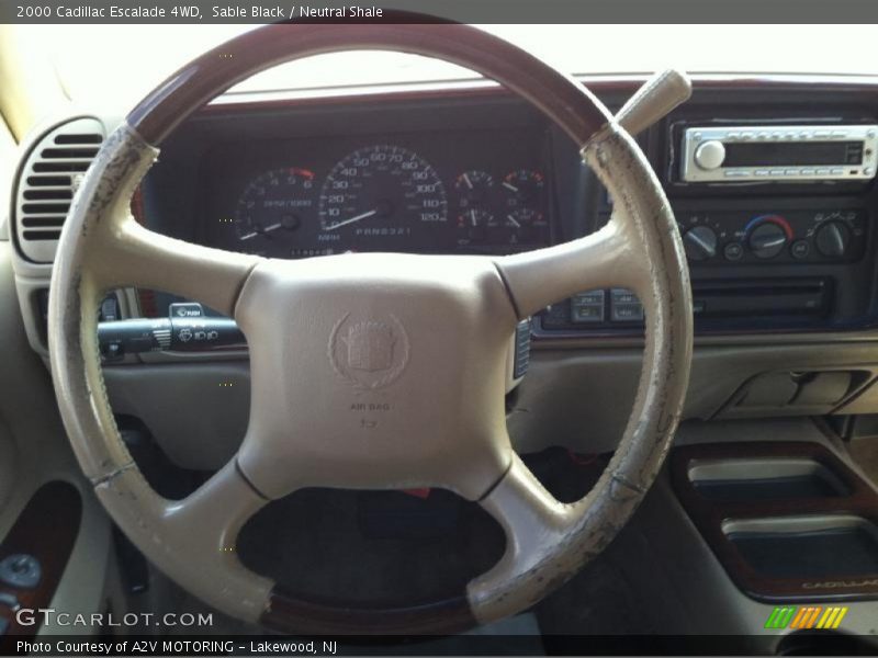 Sable Black / Neutral Shale 2000 Cadillac Escalade 4WD