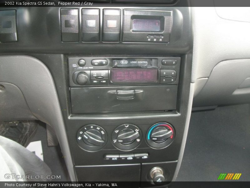 Pepper Red / Gray 2002 Kia Spectra GS Sedan