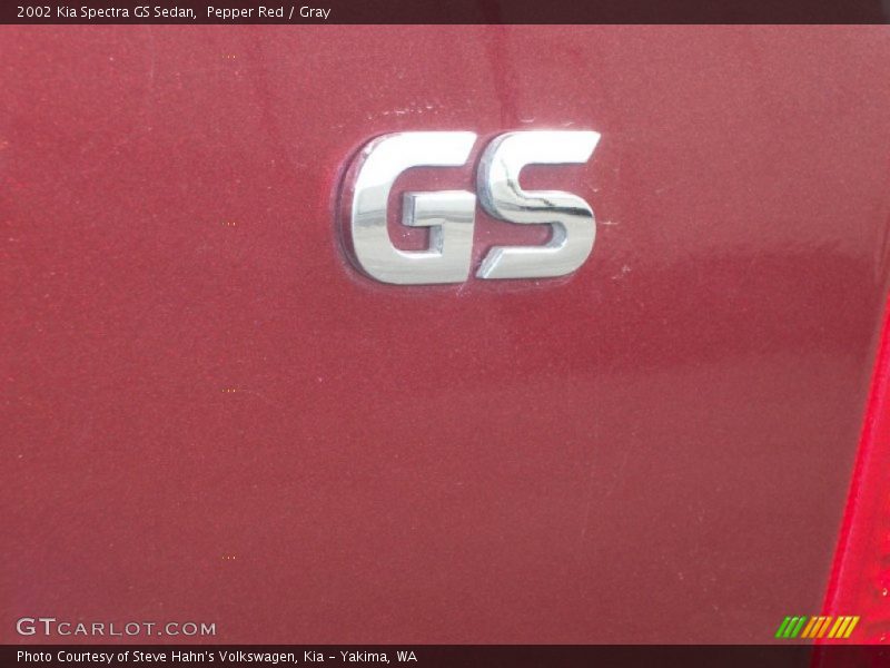 Pepper Red / Gray 2002 Kia Spectra GS Sedan
