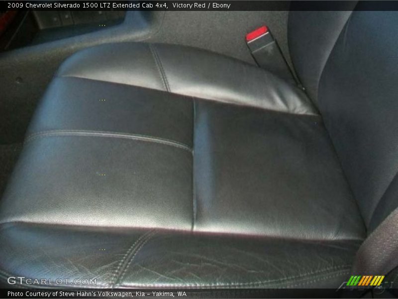 Victory Red / Ebony 2009 Chevrolet Silverado 1500 LTZ Extended Cab 4x4