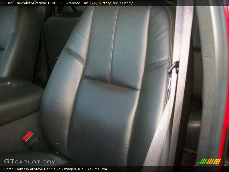 Victory Red / Ebony 2009 Chevrolet Silverado 1500 LTZ Extended Cab 4x4