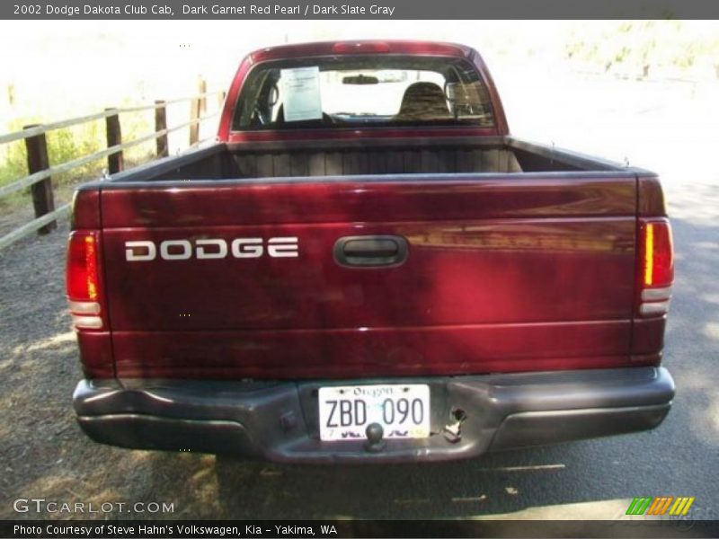 Dark Garnet Red Pearl / Dark Slate Gray 2002 Dodge Dakota Club Cab