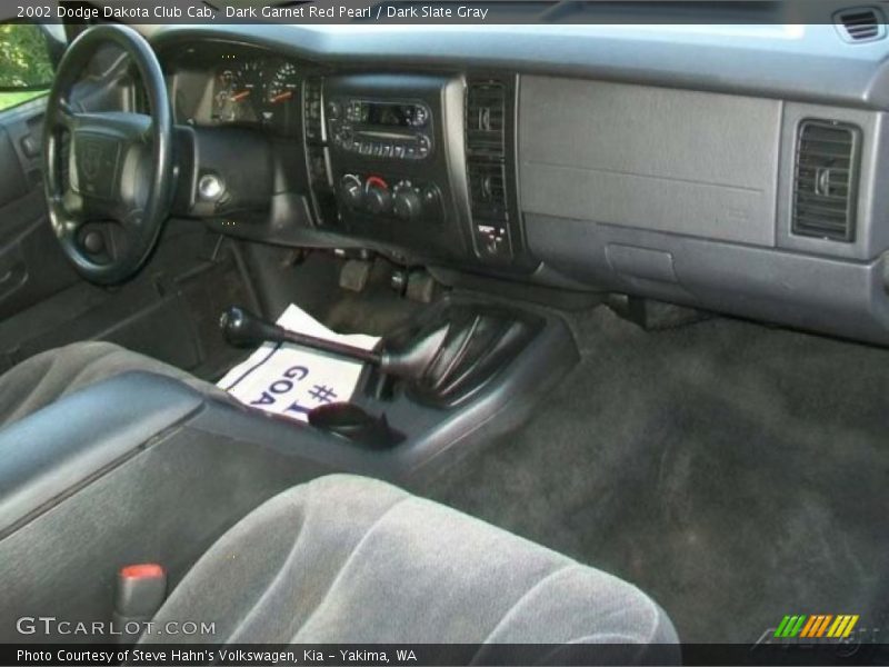 Dark Garnet Red Pearl / Dark Slate Gray 2002 Dodge Dakota Club Cab