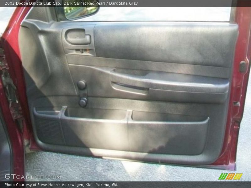 Dark Garnet Red Pearl / Dark Slate Gray 2002 Dodge Dakota Club Cab