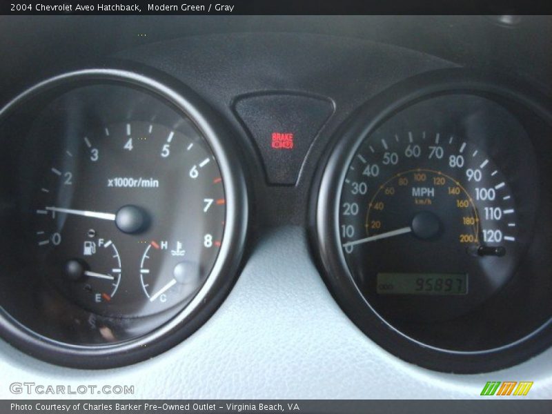 Modern Green / Gray 2004 Chevrolet Aveo Hatchback