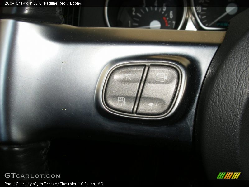 Redline Red / Ebony 2004 Chevrolet SSR