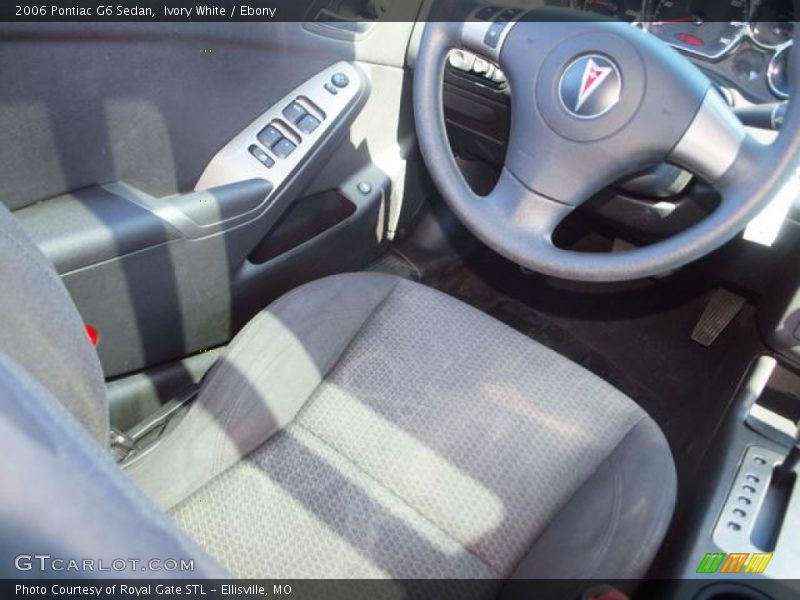 Ivory White / Ebony 2006 Pontiac G6 Sedan