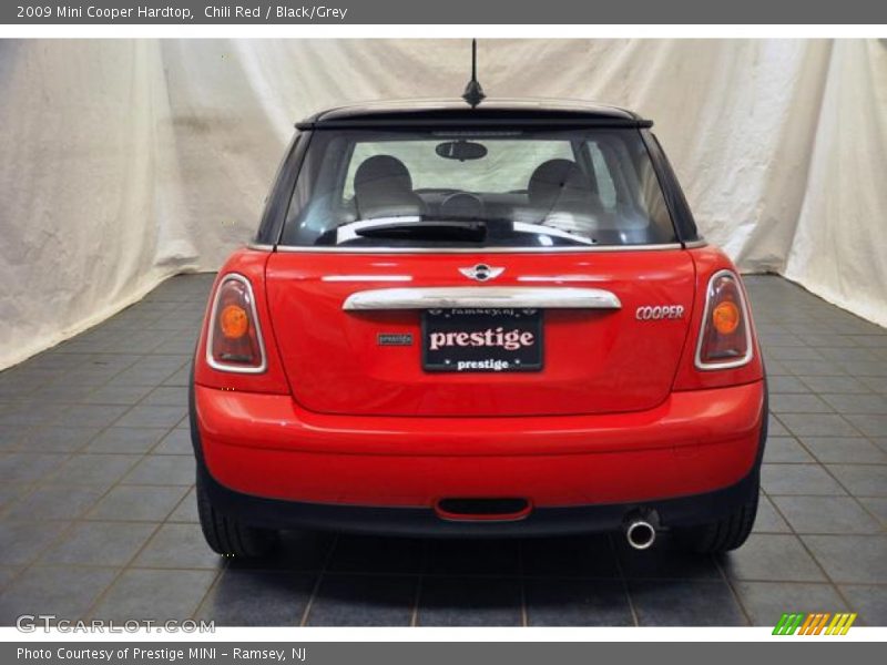 Chili Red / Black/Grey 2009 Mini Cooper Hardtop