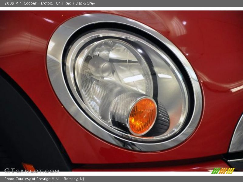 Chili Red / Black/Grey 2009 Mini Cooper Hardtop