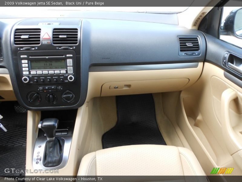 Black Uni / Pure Beige 2009 Volkswagen Jetta SE Sedan