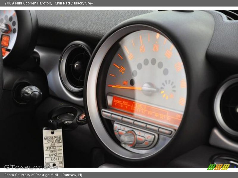 Chili Red / Black/Grey 2009 Mini Cooper Hardtop