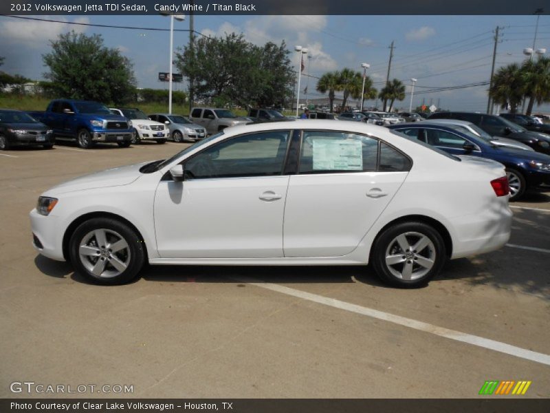 Candy White / Titan Black 2012 Volkswagen Jetta TDI Sedan