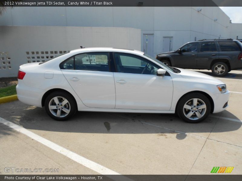 Candy White / Titan Black 2012 Volkswagen Jetta TDI Sedan