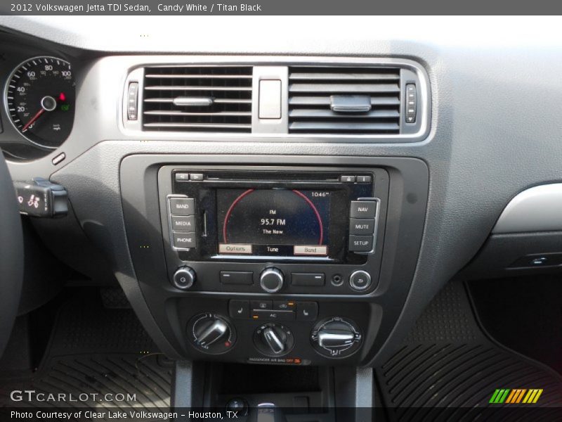 Candy White / Titan Black 2012 Volkswagen Jetta TDI Sedan