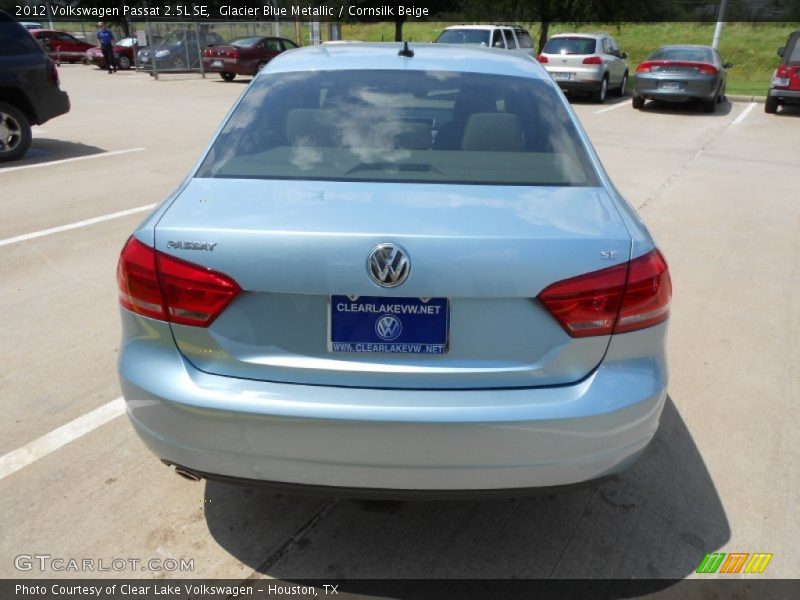 Glacier Blue Metallic / Cornsilk Beige 2012 Volkswagen Passat 2.5L SE