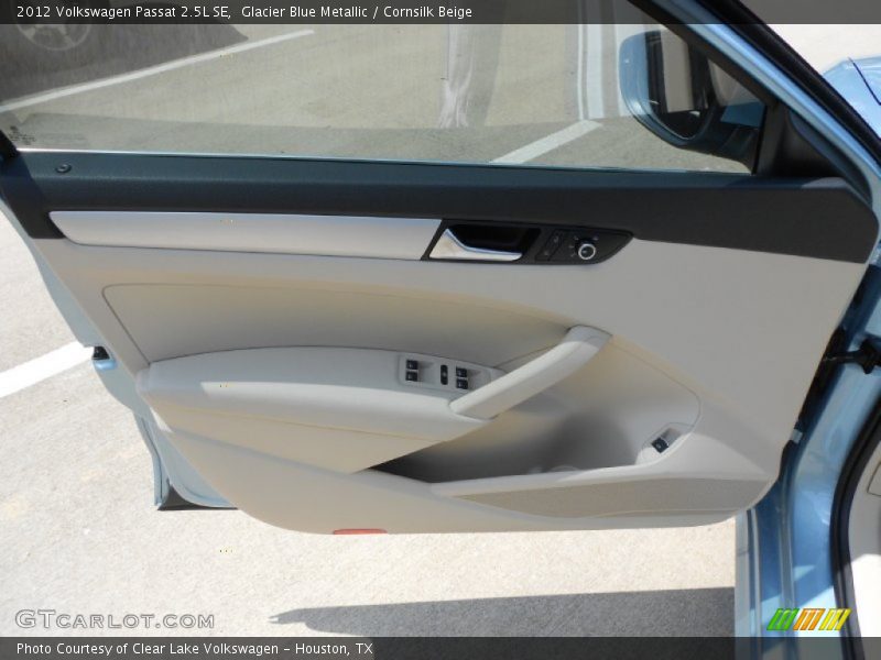 Glacier Blue Metallic / Cornsilk Beige 2012 Volkswagen Passat 2.5L SE