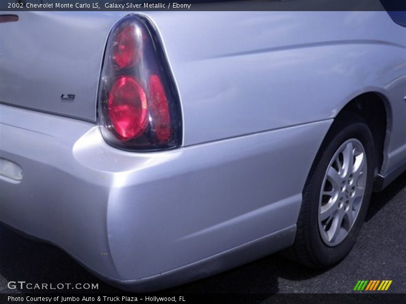 Galaxy Silver Metallic / Ebony 2002 Chevrolet Monte Carlo LS