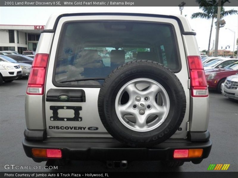 White Gold Pearl Metallic / Bahama Beige 2001 Land Rover Discovery II SE