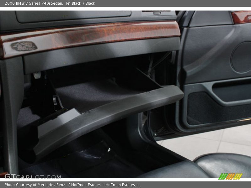 Jet Black / Black 2000 BMW 7 Series 740i Sedan