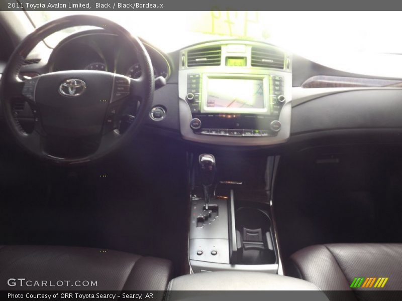 Black / Black/Bordeaux 2011 Toyota Avalon Limited