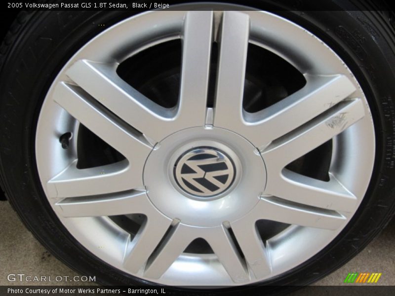 Black / Beige 2005 Volkswagen Passat GLS 1.8T Sedan