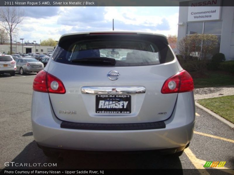 Silver Ice Metallic / Black 2011 Nissan Rogue S AWD